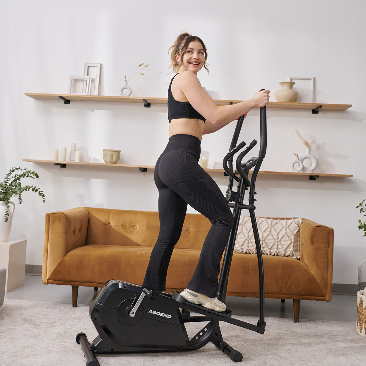 Ascend L-100 Compact Elliptical